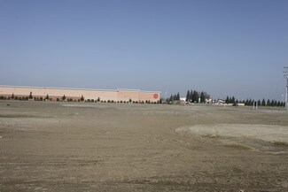 Tulare, CA Commercial Land - NWC Cross & Mooney