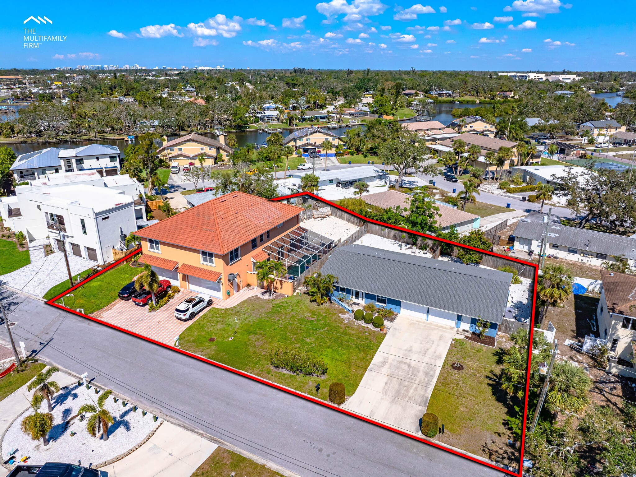 2119-2131 Montclair Dr, Sarasota, FL for Sale