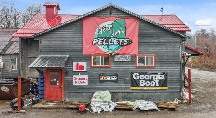 4 Railroad St, Smyrna, NY for Sale