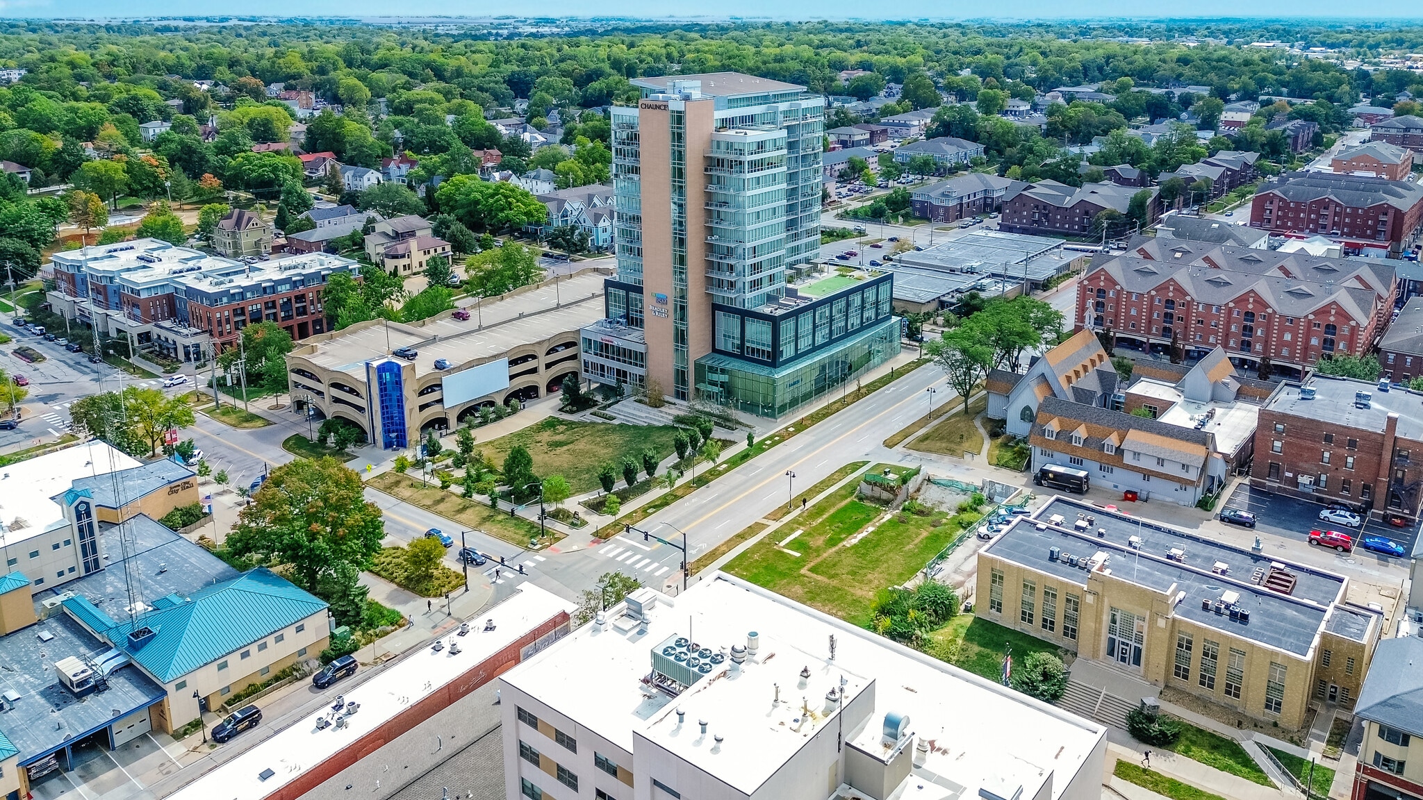 404 E College St, Iowa City, IA for Sale