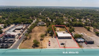San Antonio, TX Restaurant - 2200-2204 S WW White Rd