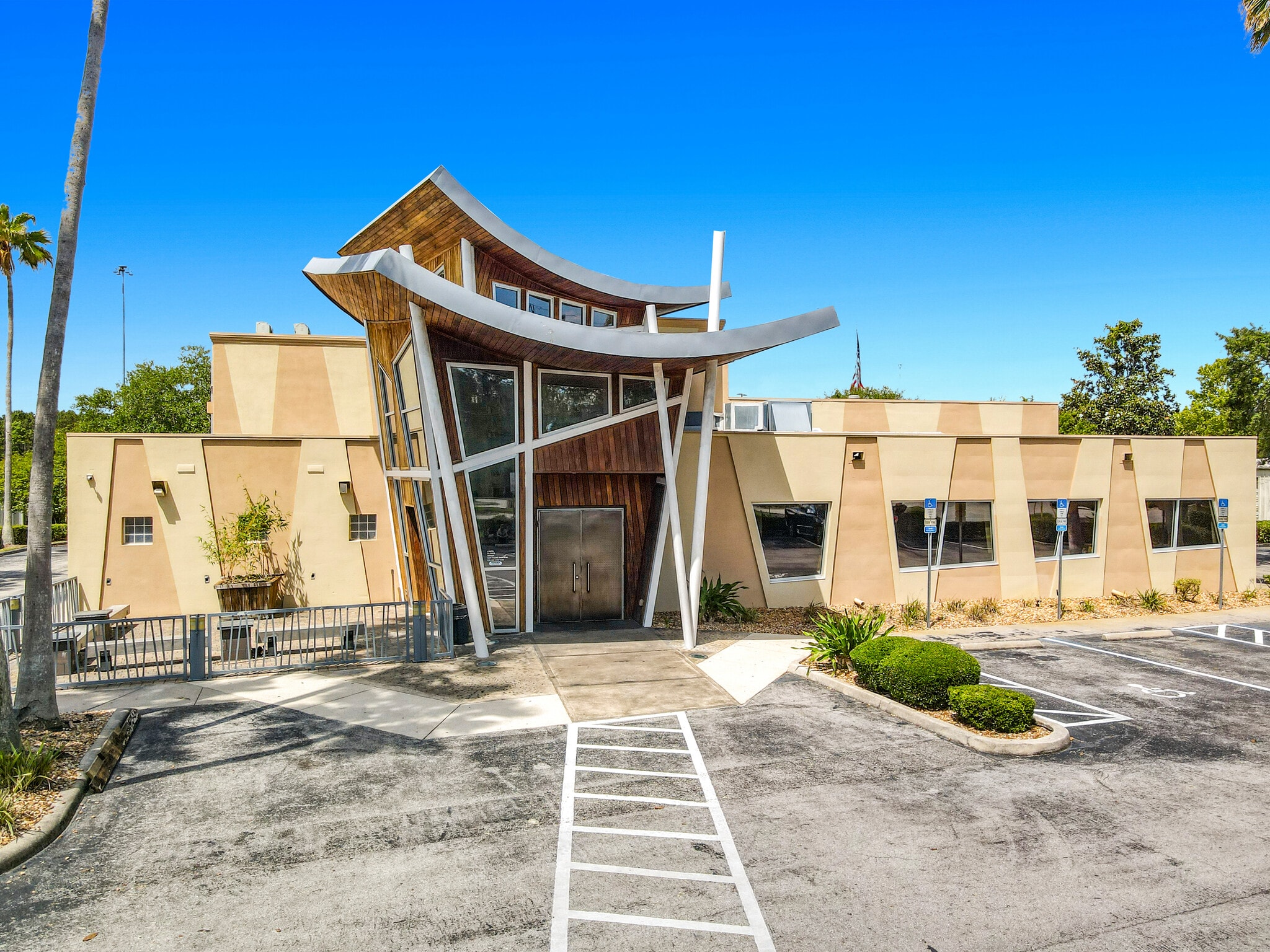 220 N Williamson Blvd, Ormond Beach, FL for Sale