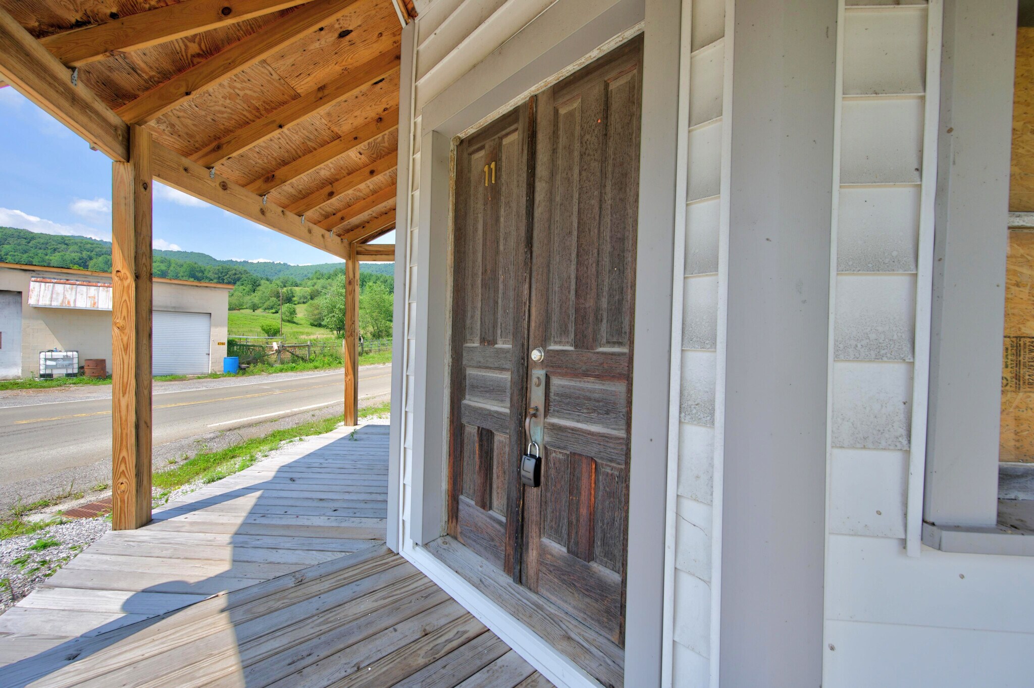 11 Mt Zion rd, Elk Creek, VA for Sale