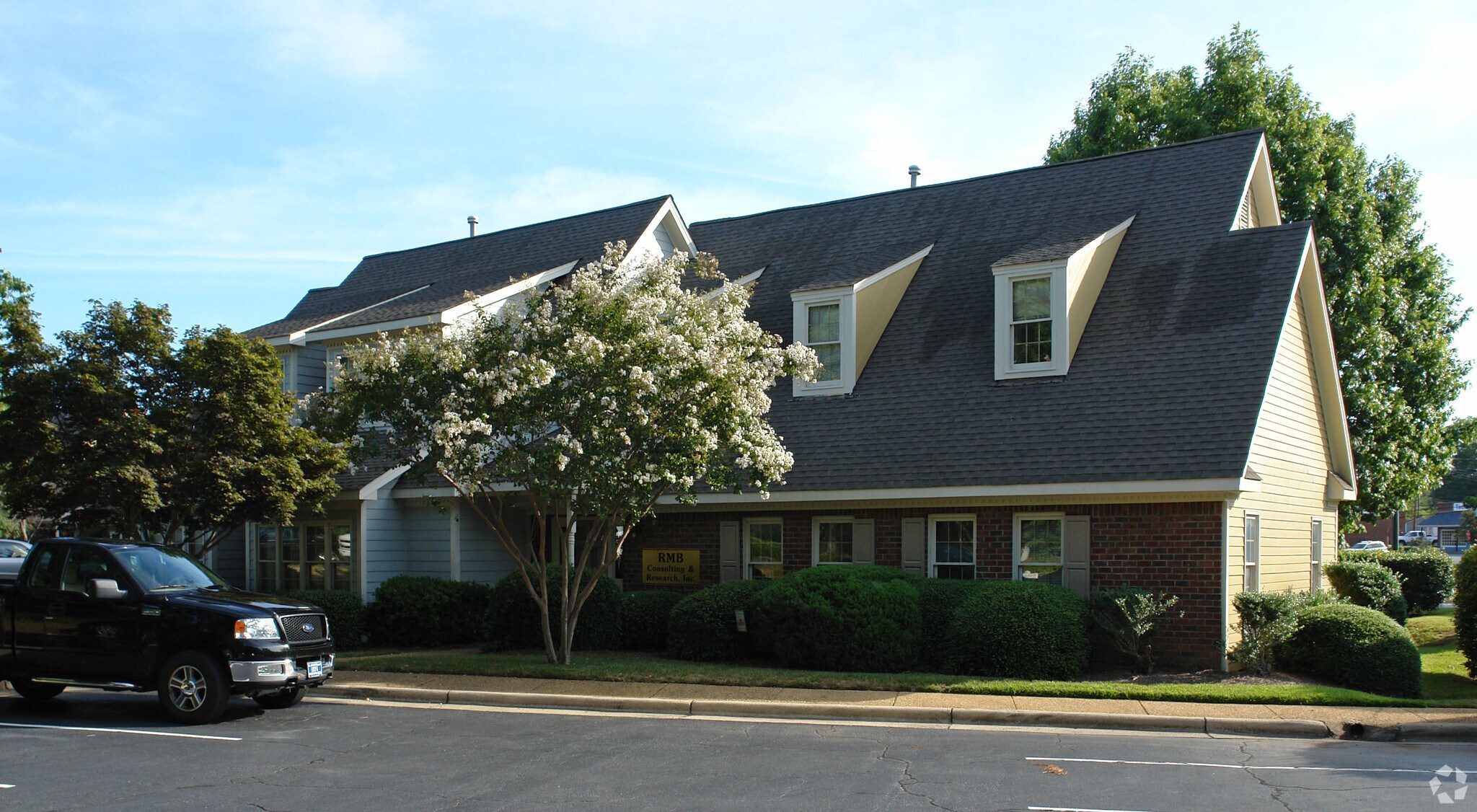 5106 Bur Oak Cir, Raleigh, NC for Rent