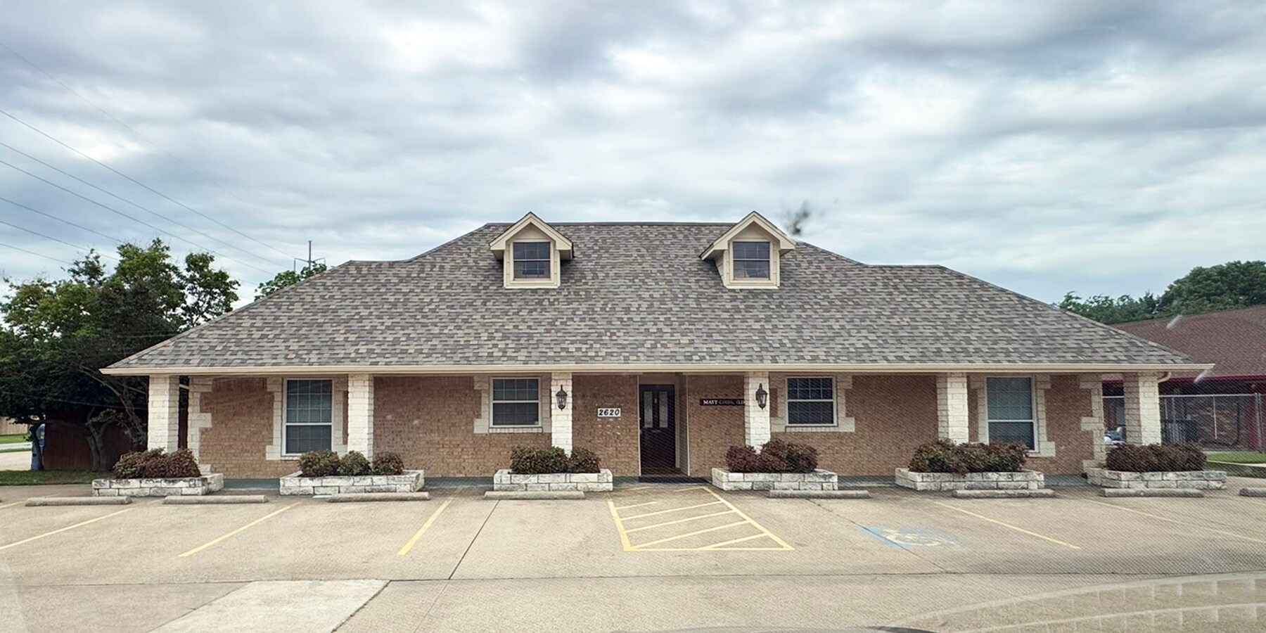 2620 Harwood Rd, Bedford, TX for Rent