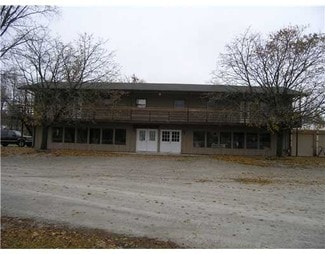 Center Point, IA Industrial - 520 Franklin St