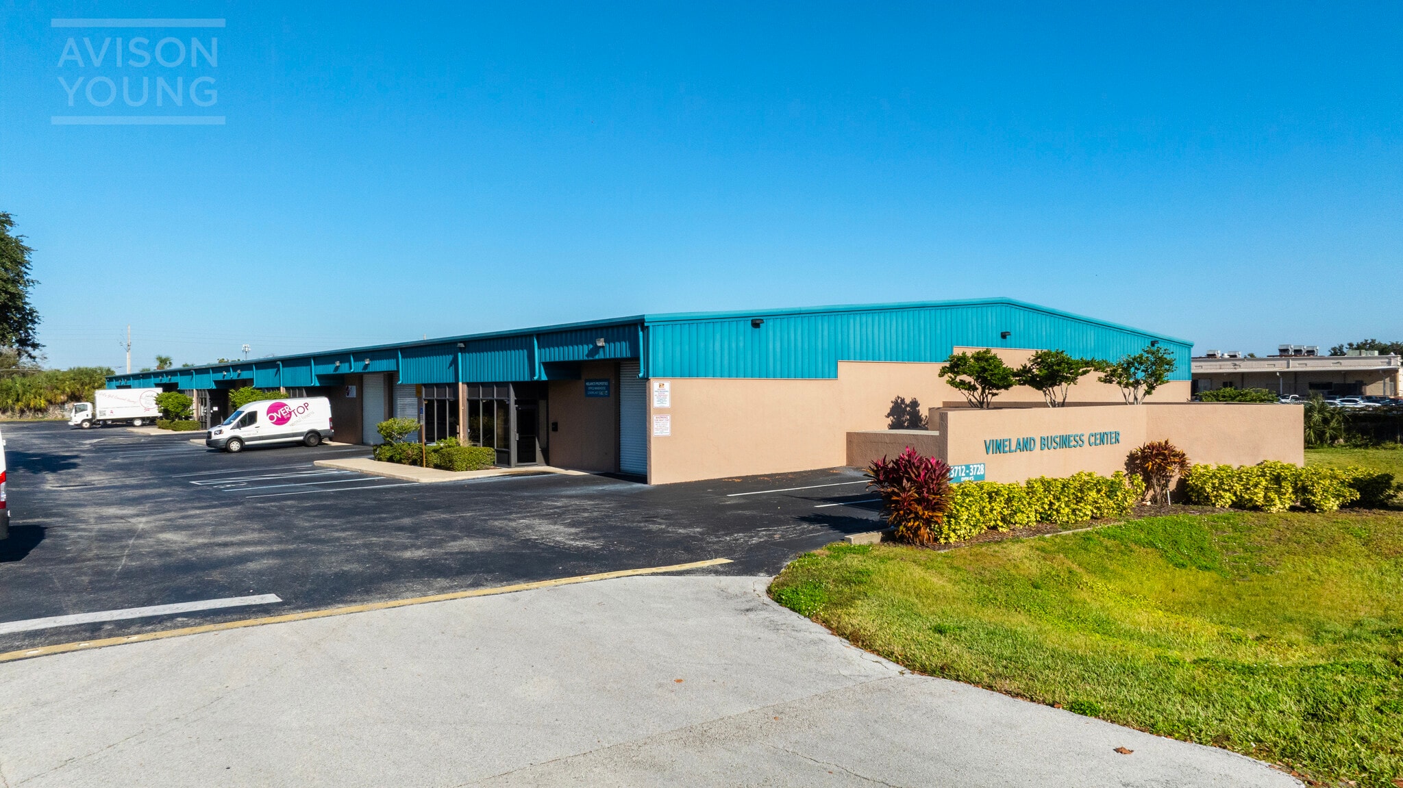 3712-3728 Vineland Rd, Orlando, FL for Rent