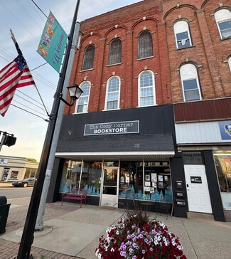 Charlotte, MI Storefront Retail/Residential - 144 S Cochran Ave