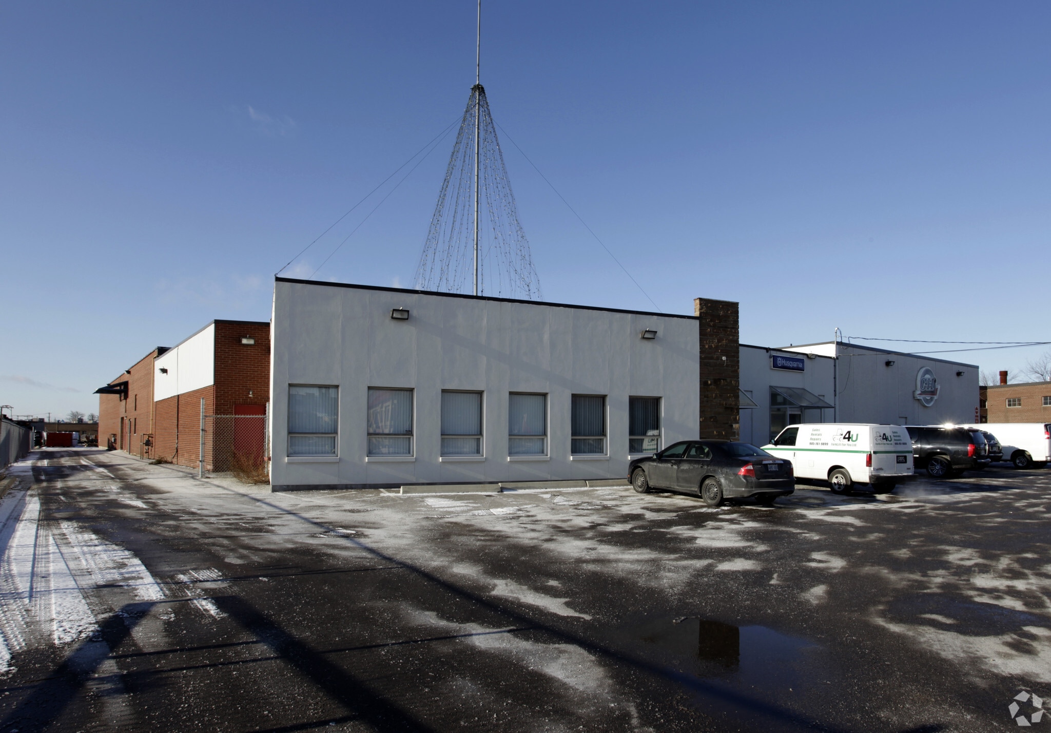 374 Bowes Rd, Concord, ON for Sale