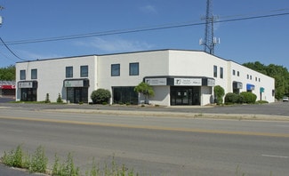 Holland, MI Retail - 513 E 8th St
