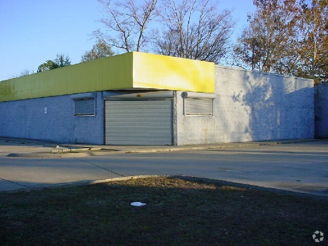 950 Bailey Ave, Jackson, MS for Sale