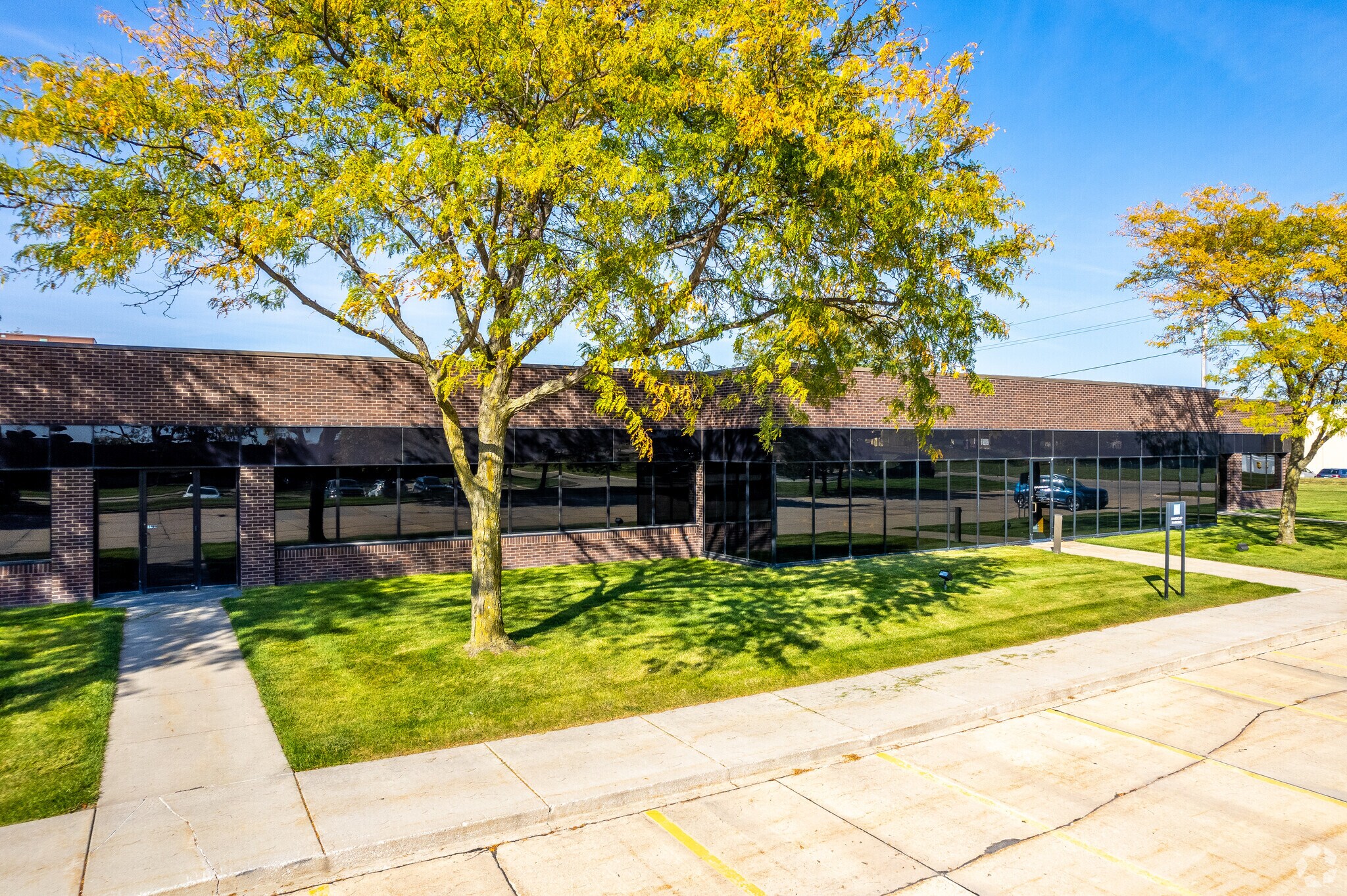 4500-4570 114th St, Urbandale, IA for Rent