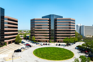Overland Park, KS Coworking Space - 7300 W 110th St