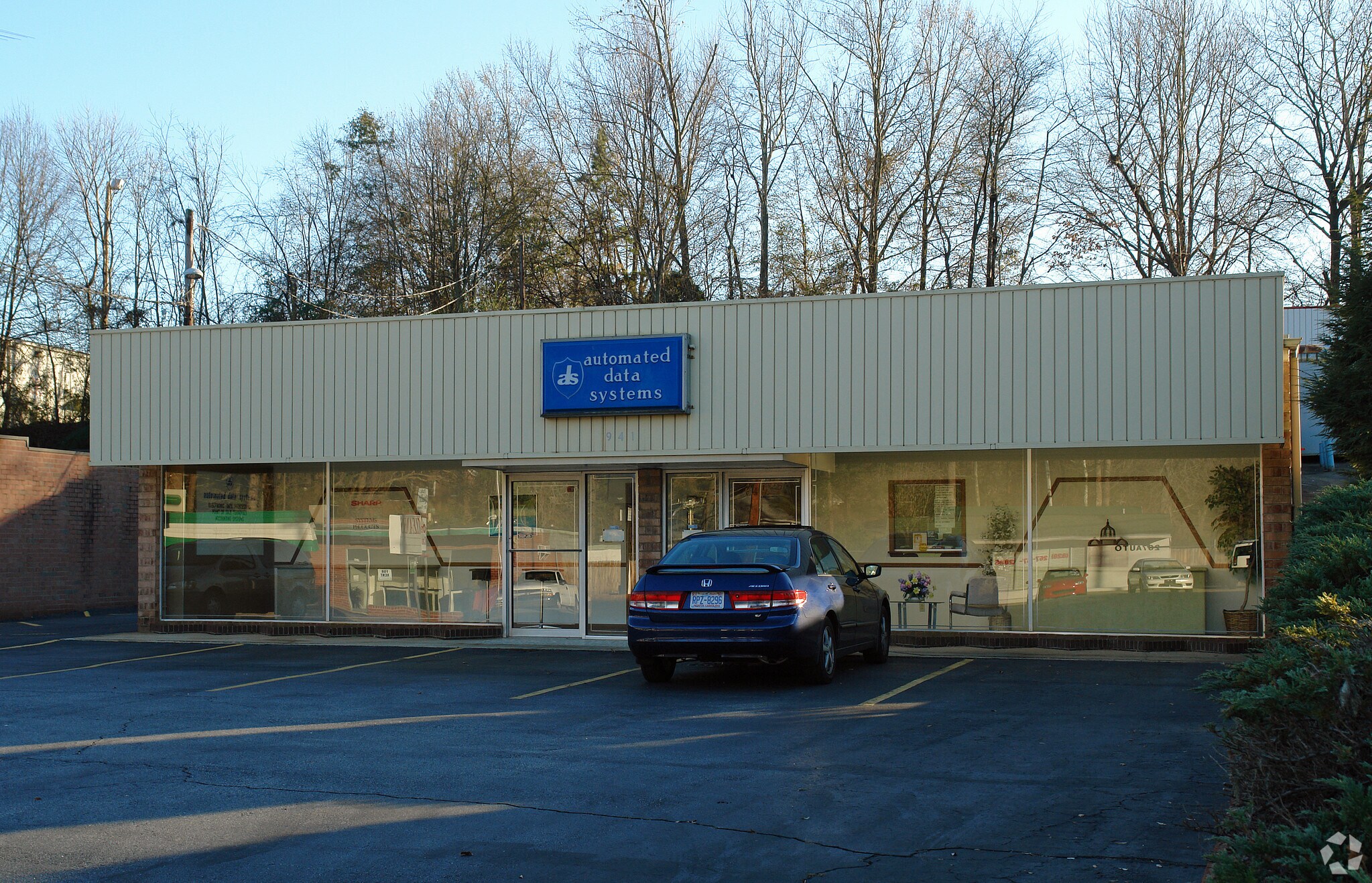 941 3rd Ave NW, Hickory, NC for Sale