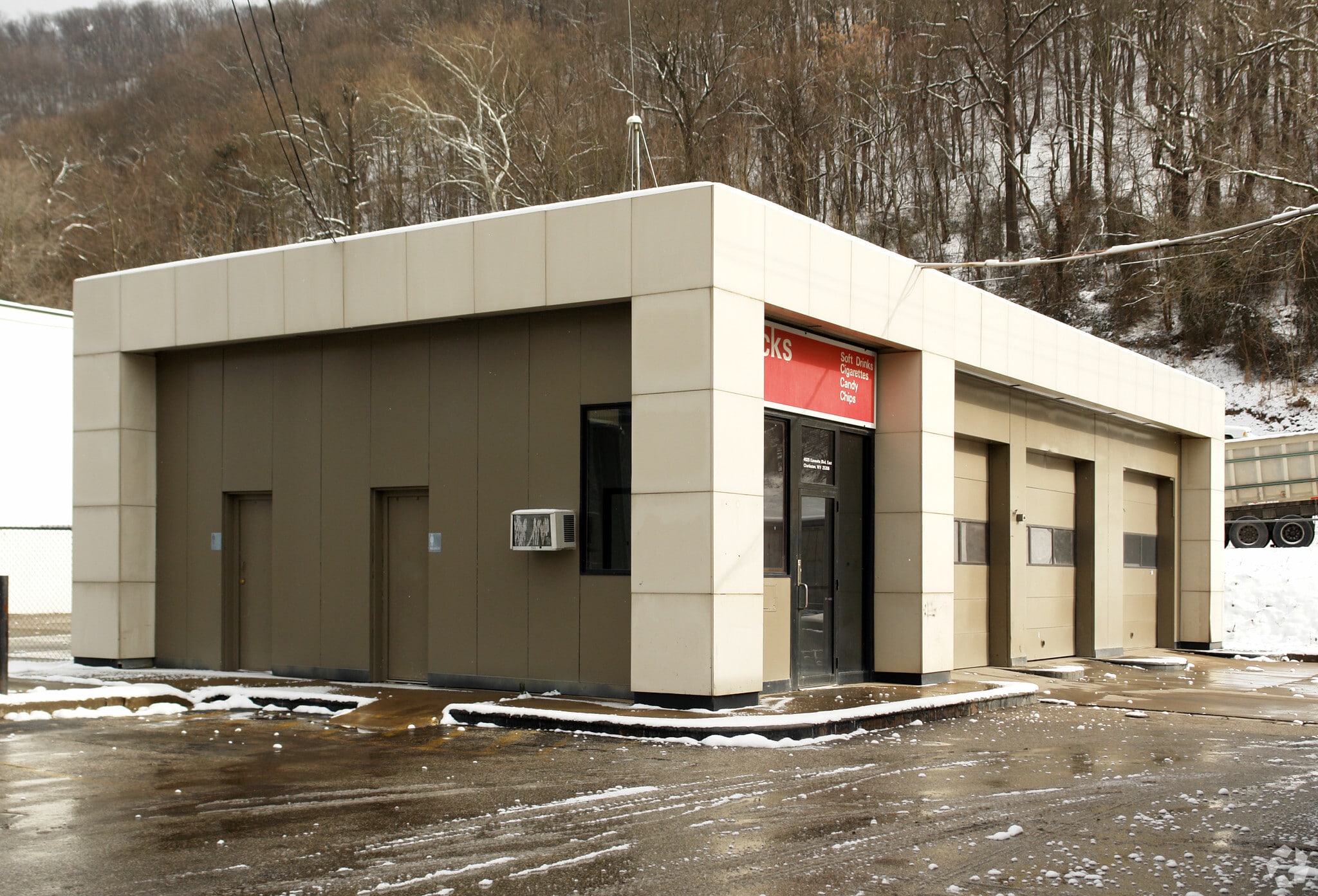4920 Kanawha Blvd E, Charleston, WV for Rent