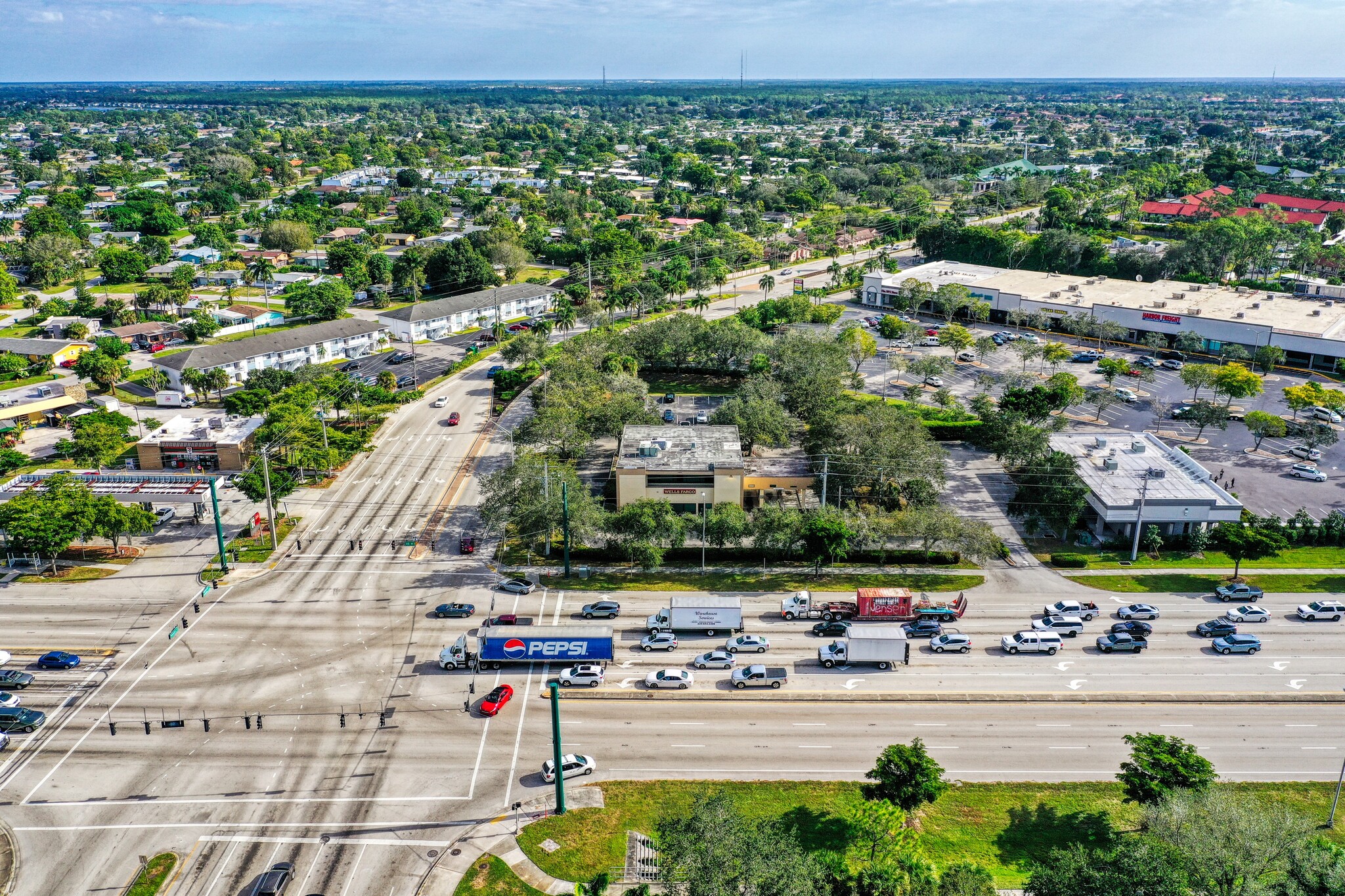 4901 Tamiami Trl E, Naples, FL for Rent
