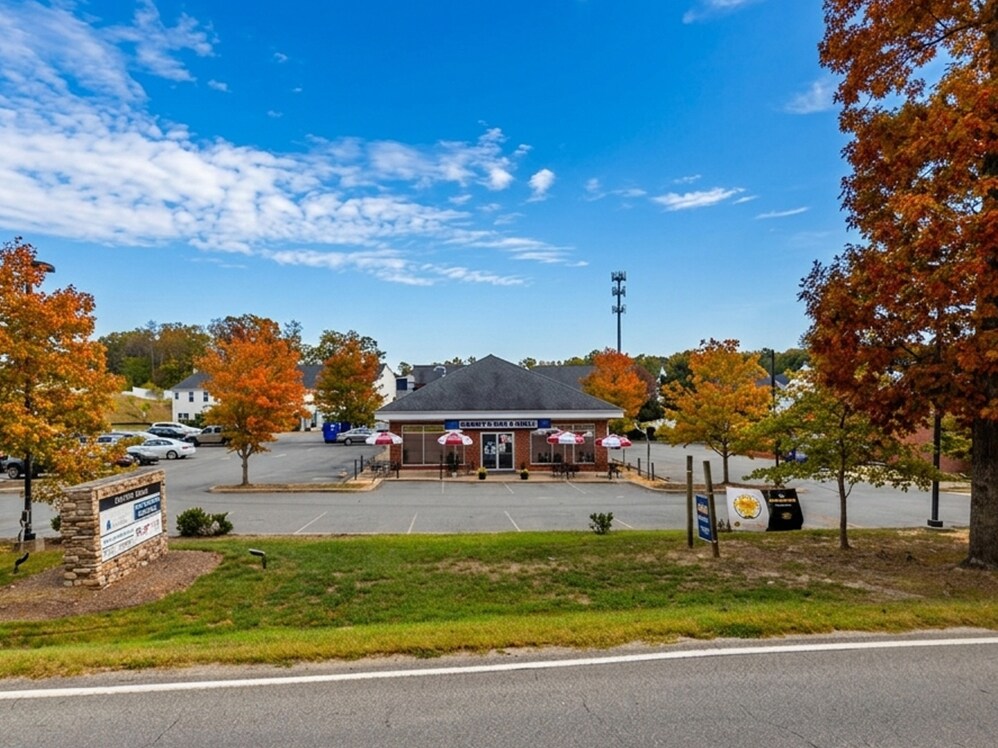 63 Market St, Palmyra, VA for Sale