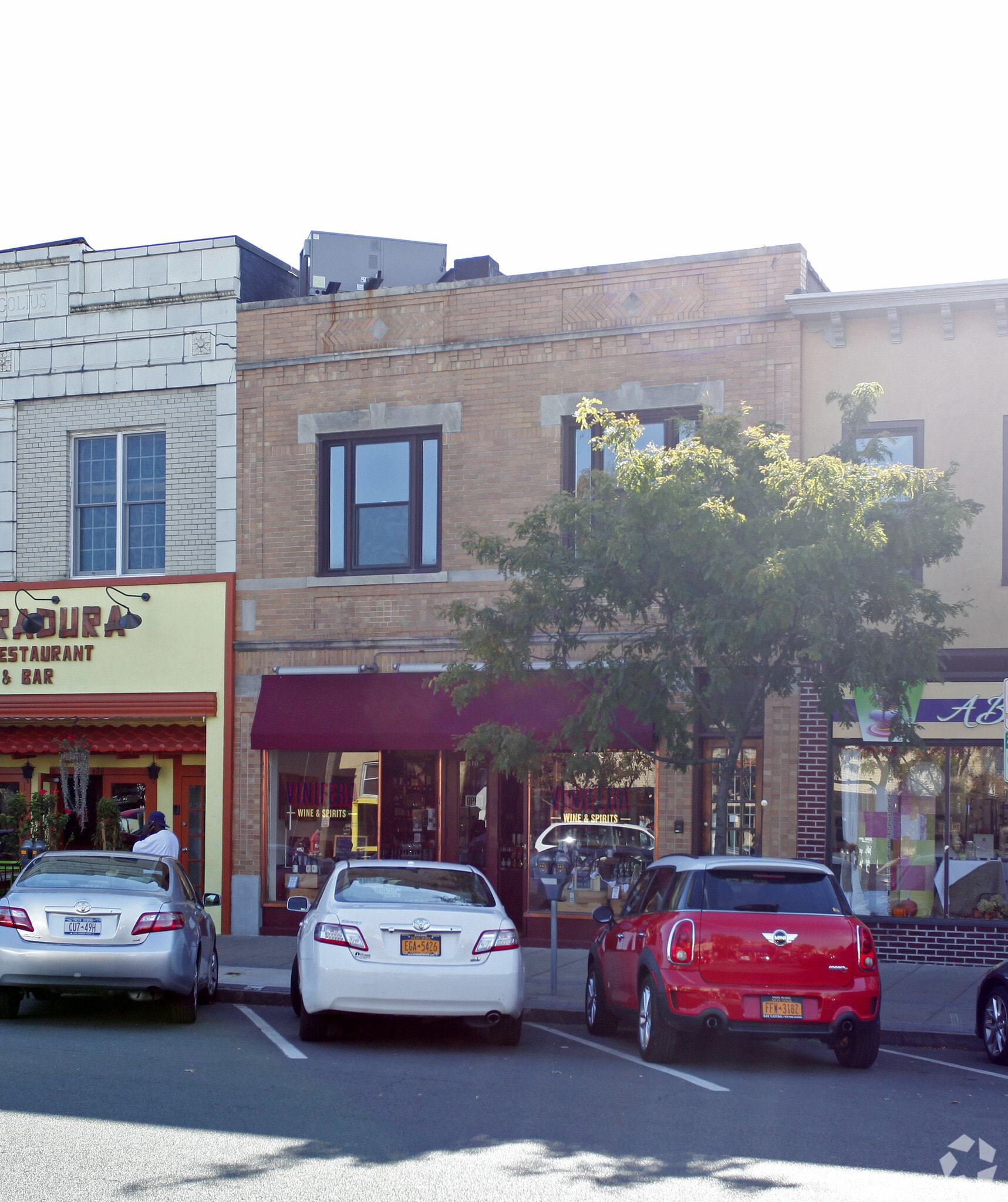 410-412 Mamaroneck Ave, Mamaroneck, NY for Rent