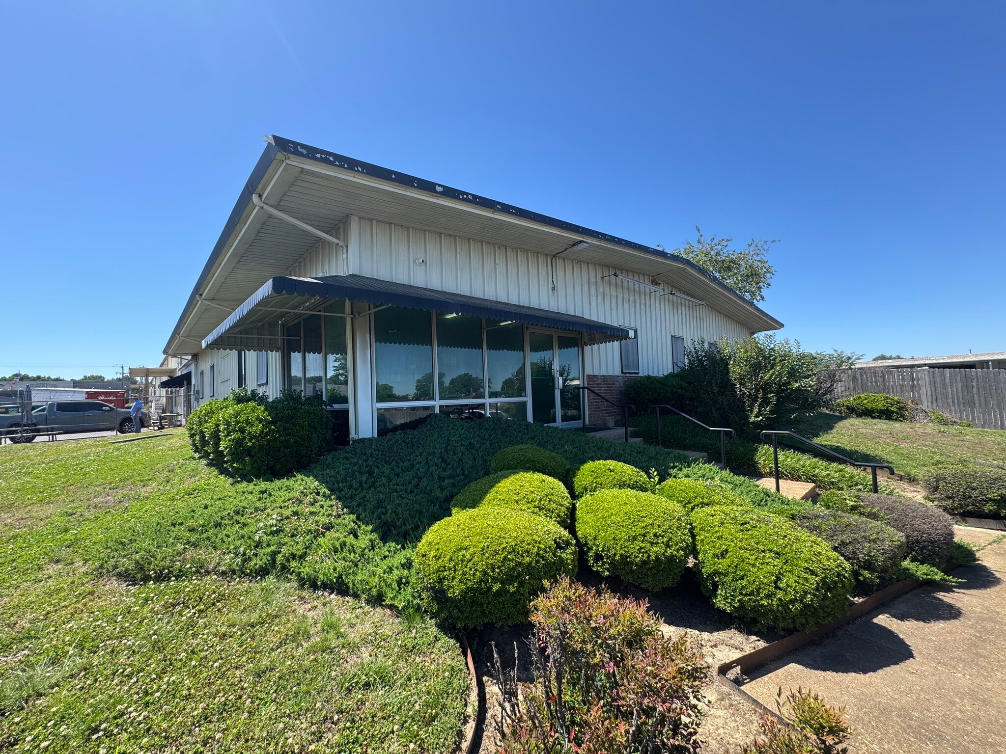 3869 New Getwell Rd, Memphis, TN for Rent