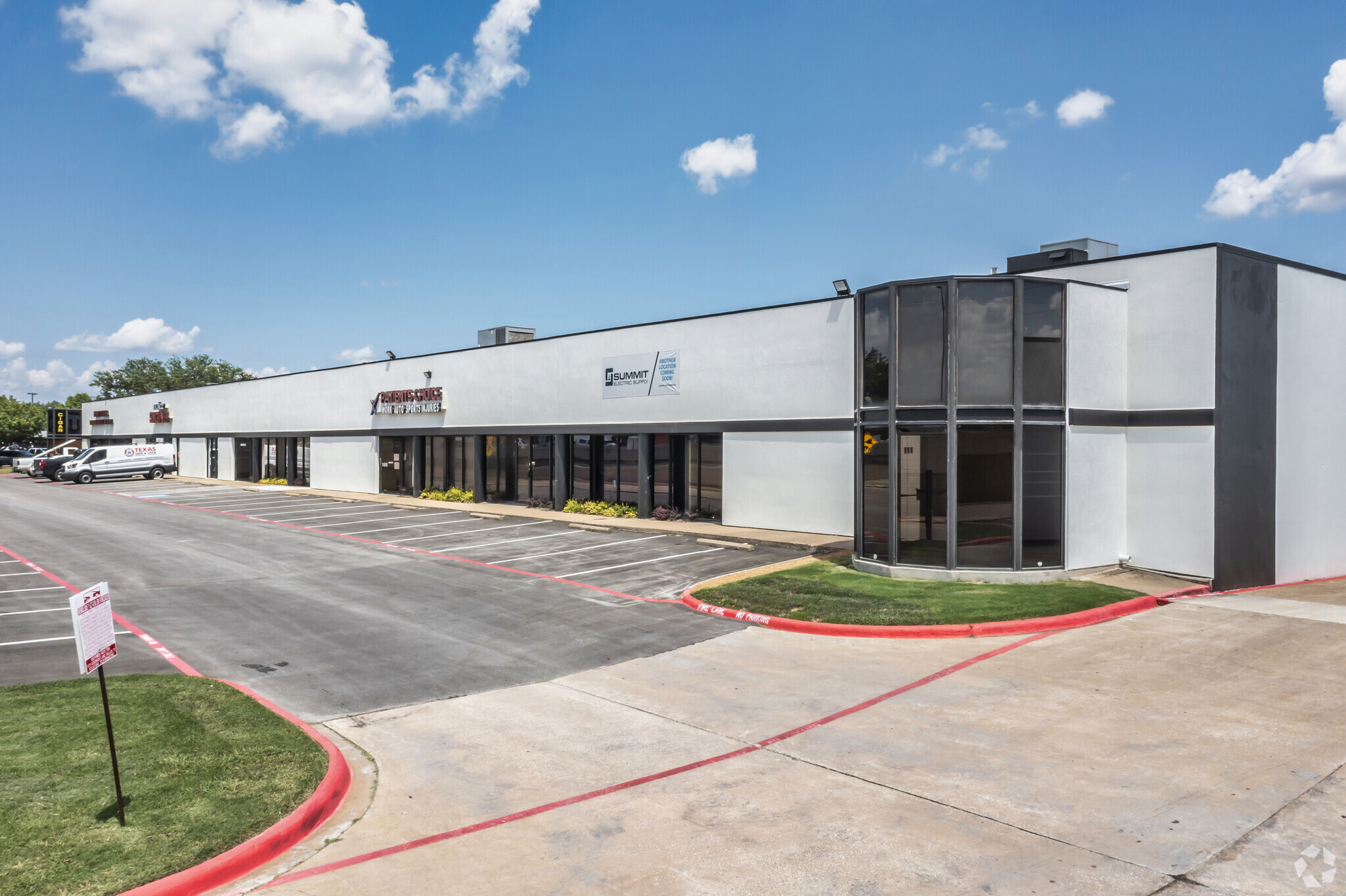 1002 N Central Expy, Richardson, TX for Rent