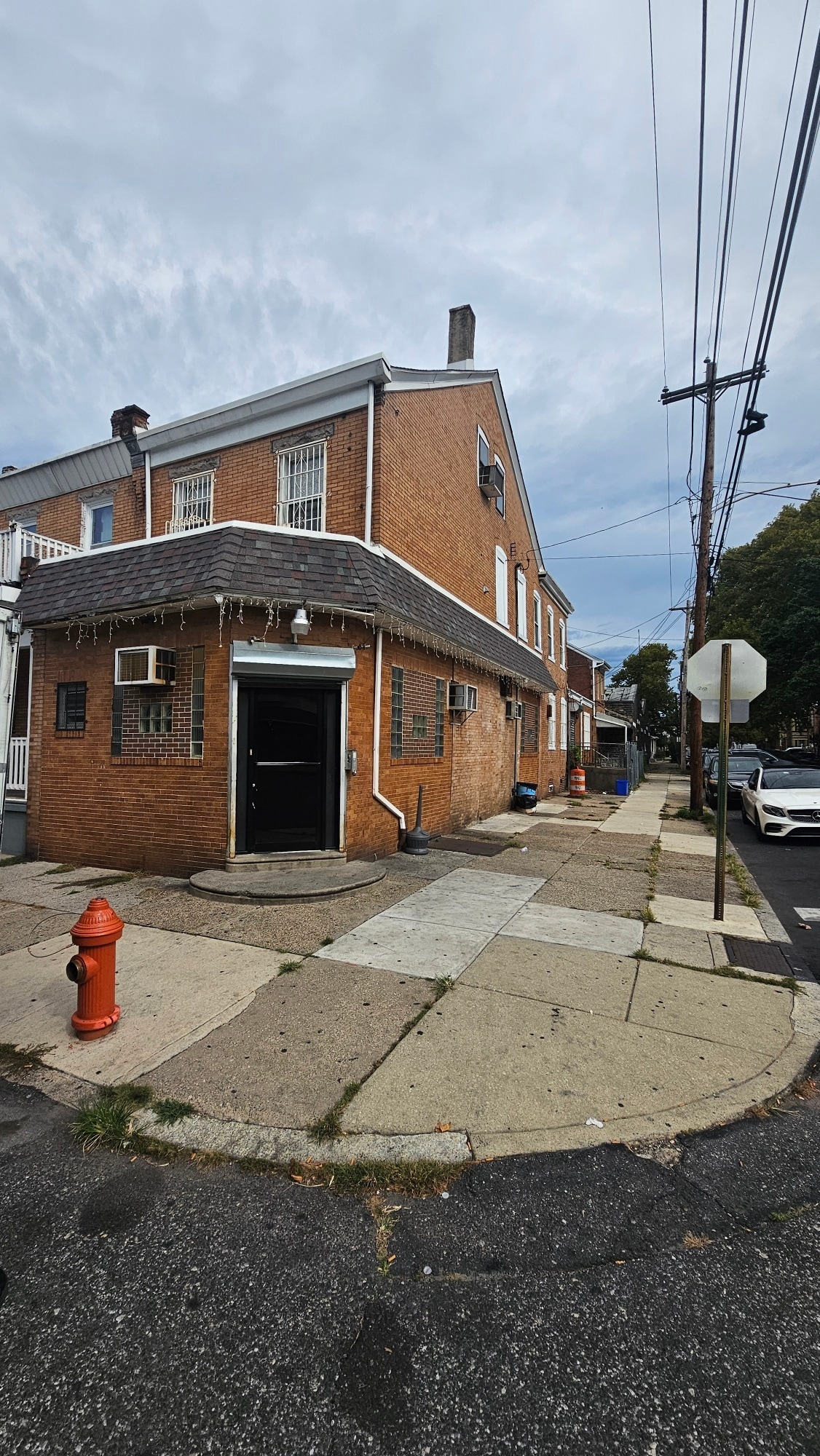 201 W Clarkson Ave, Philadelphia, PA for Sale