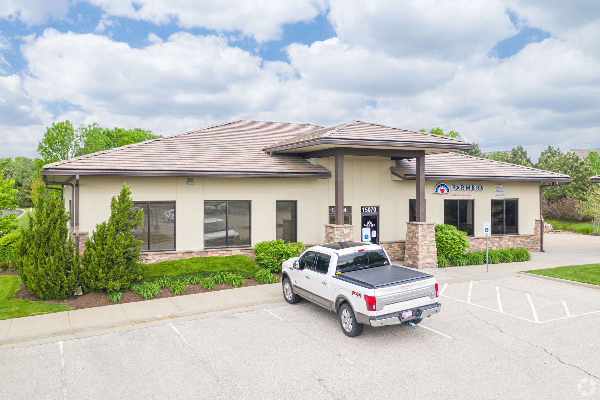 15070-15076 Antioch Rd, Overland Park, KS for Sale