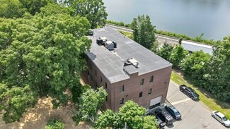 Wakefield, MA Flex - 4 Railroad Ave
