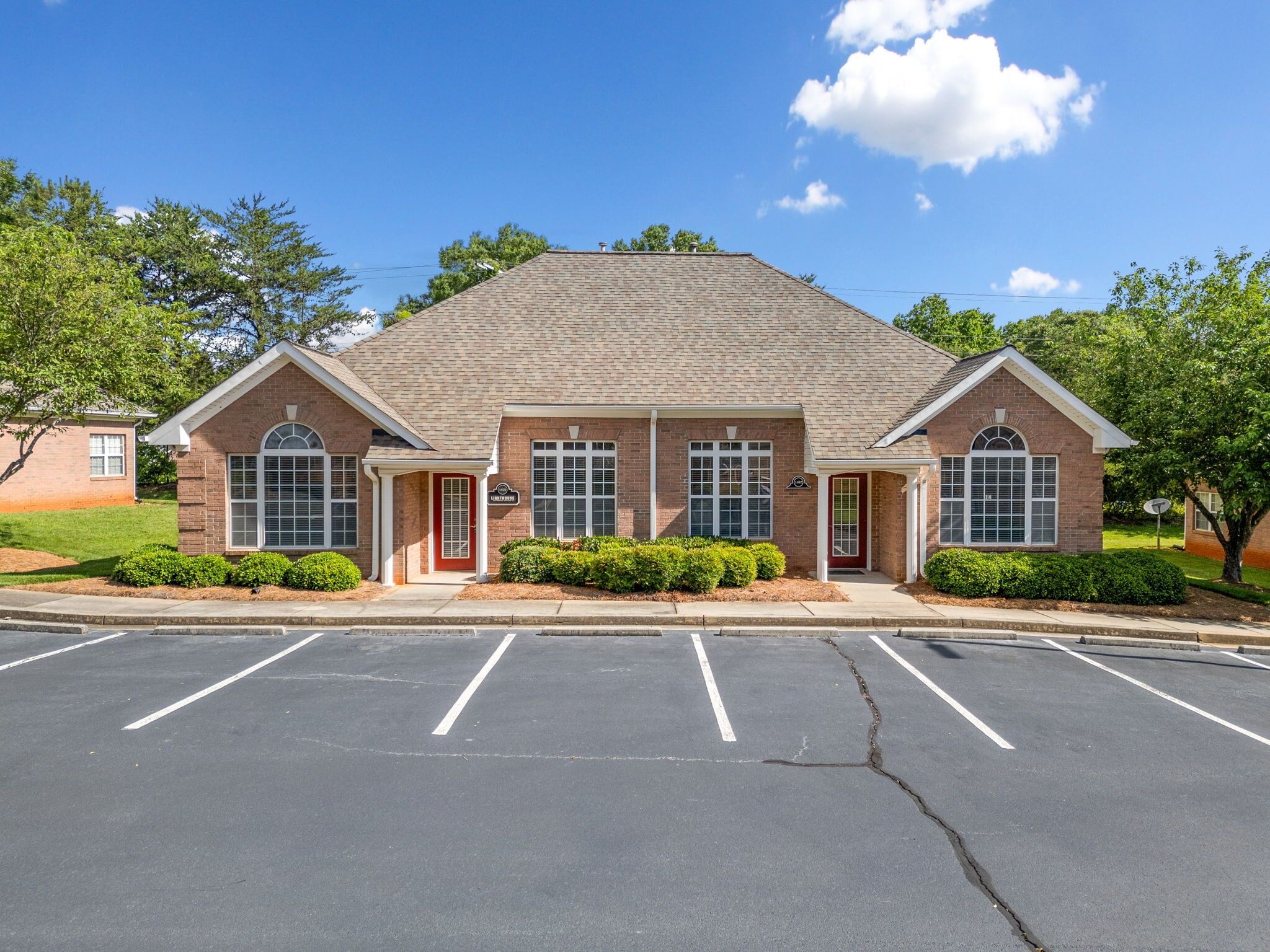 1400 Abbey Ct, Alpharetta, GA for Rent