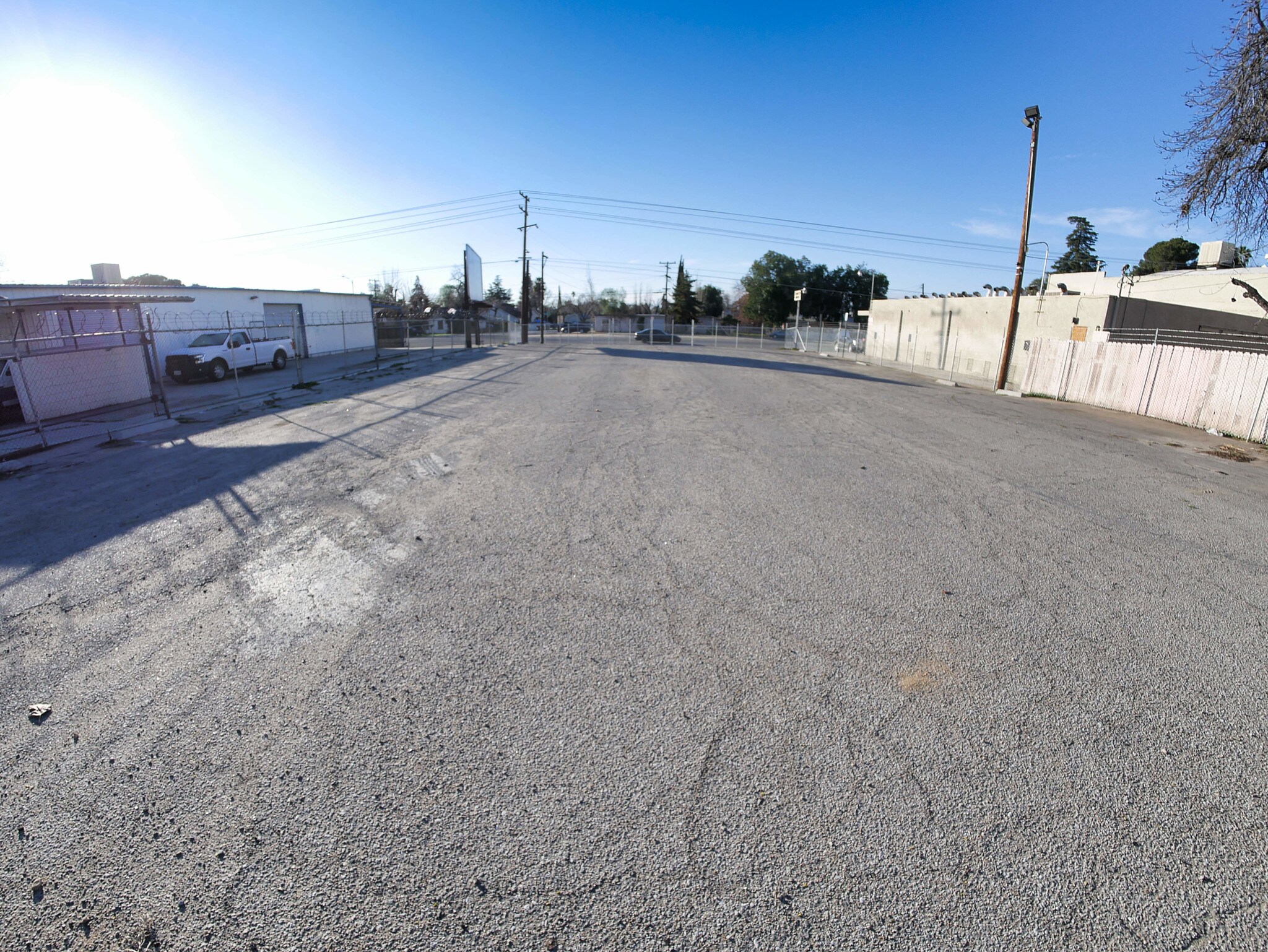 328 Bernard St Bakersfield, CA 93305 Land Property for Lease on