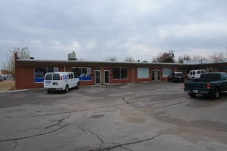 Wichita, KS Office, Office/Retail - 915-969 N West St