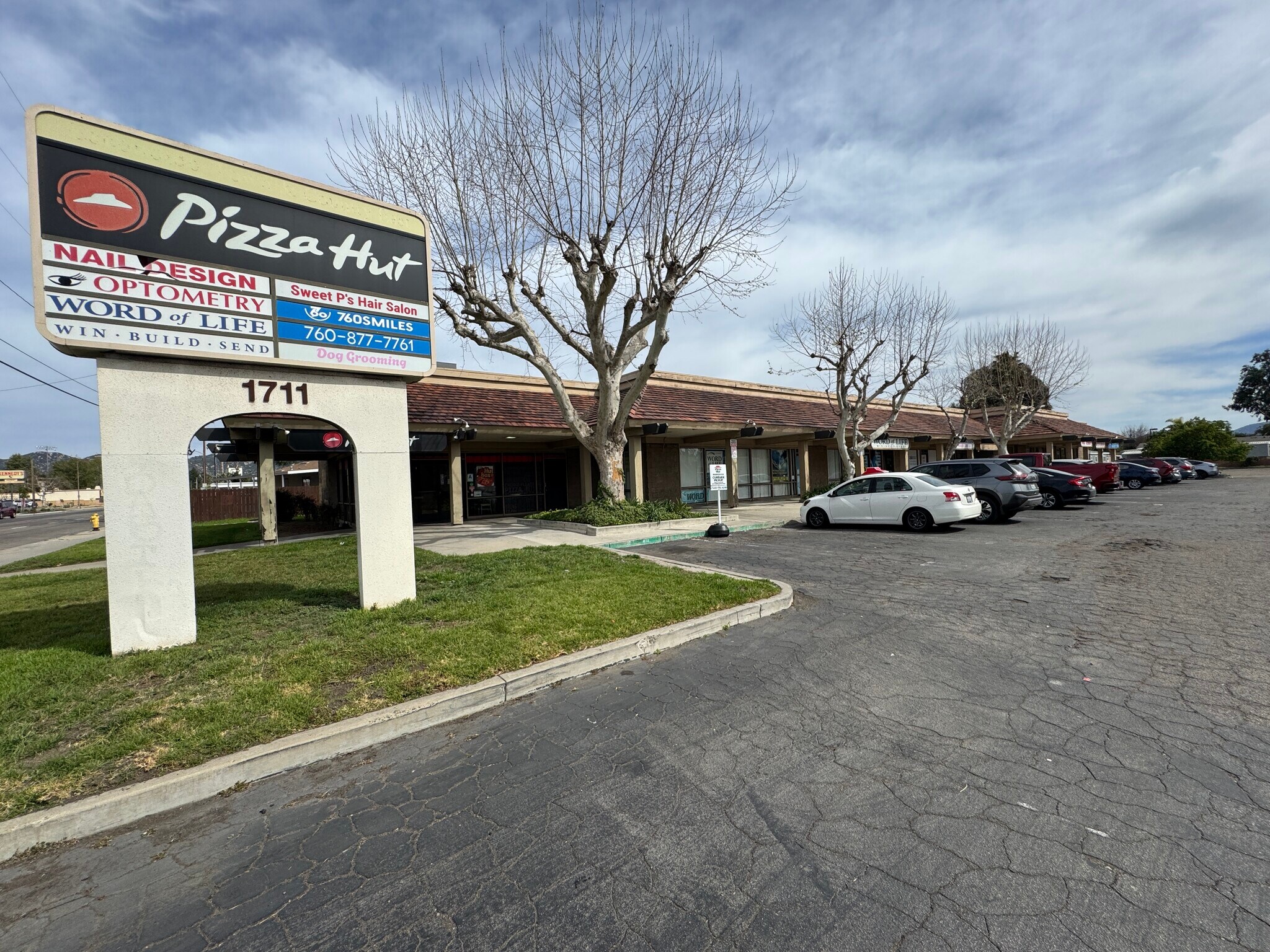 1707-1711 E Valley Pky, Escondido, CA for Rent