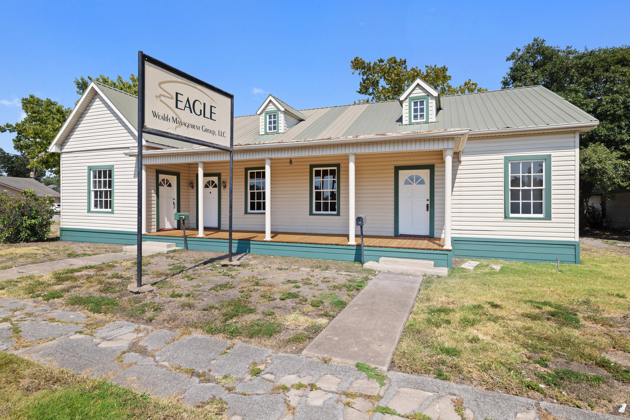 620 N Main St, Taylor, TX for Sale