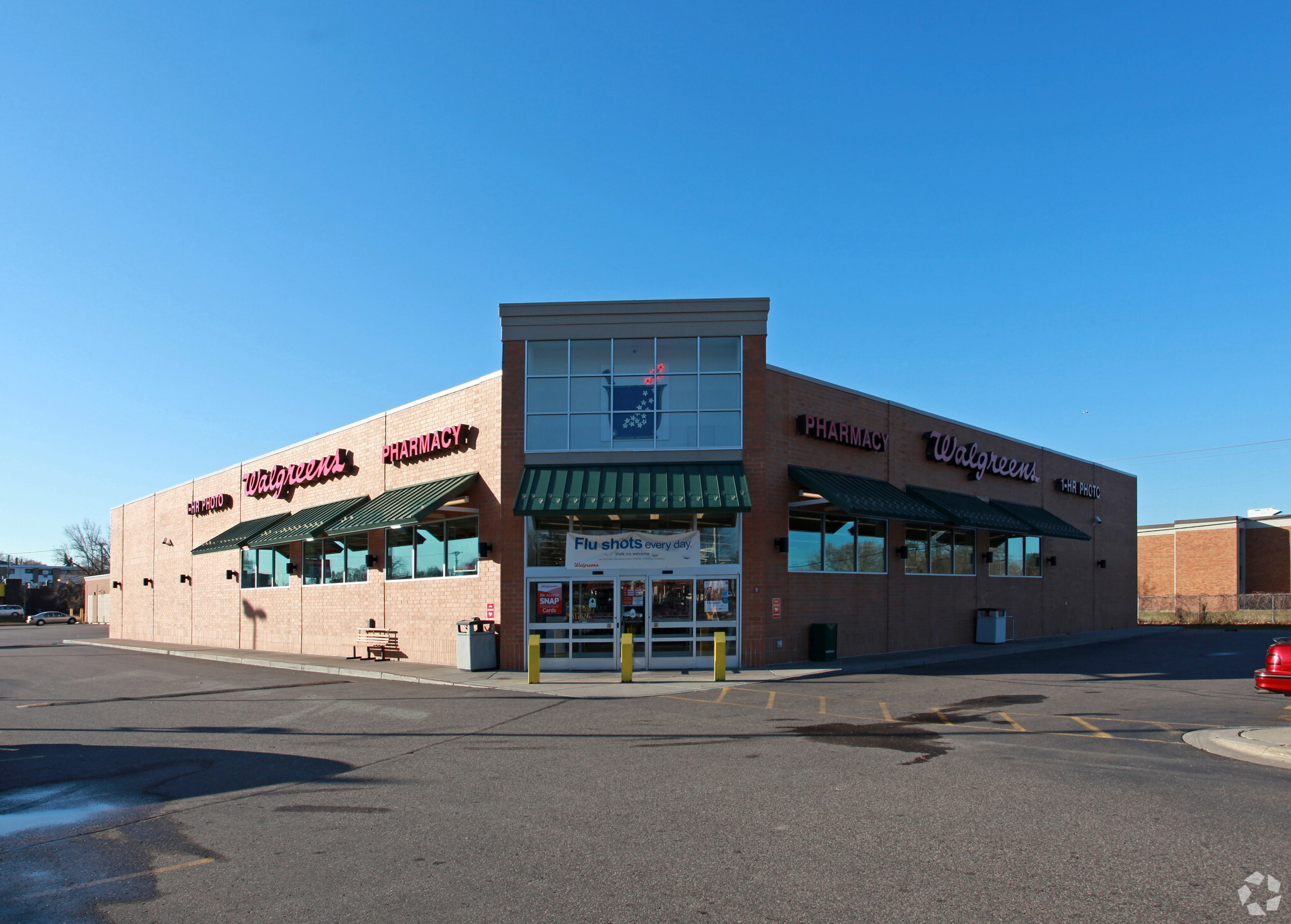 4880 NE Central Ave, Minneapolis, MN for Rent