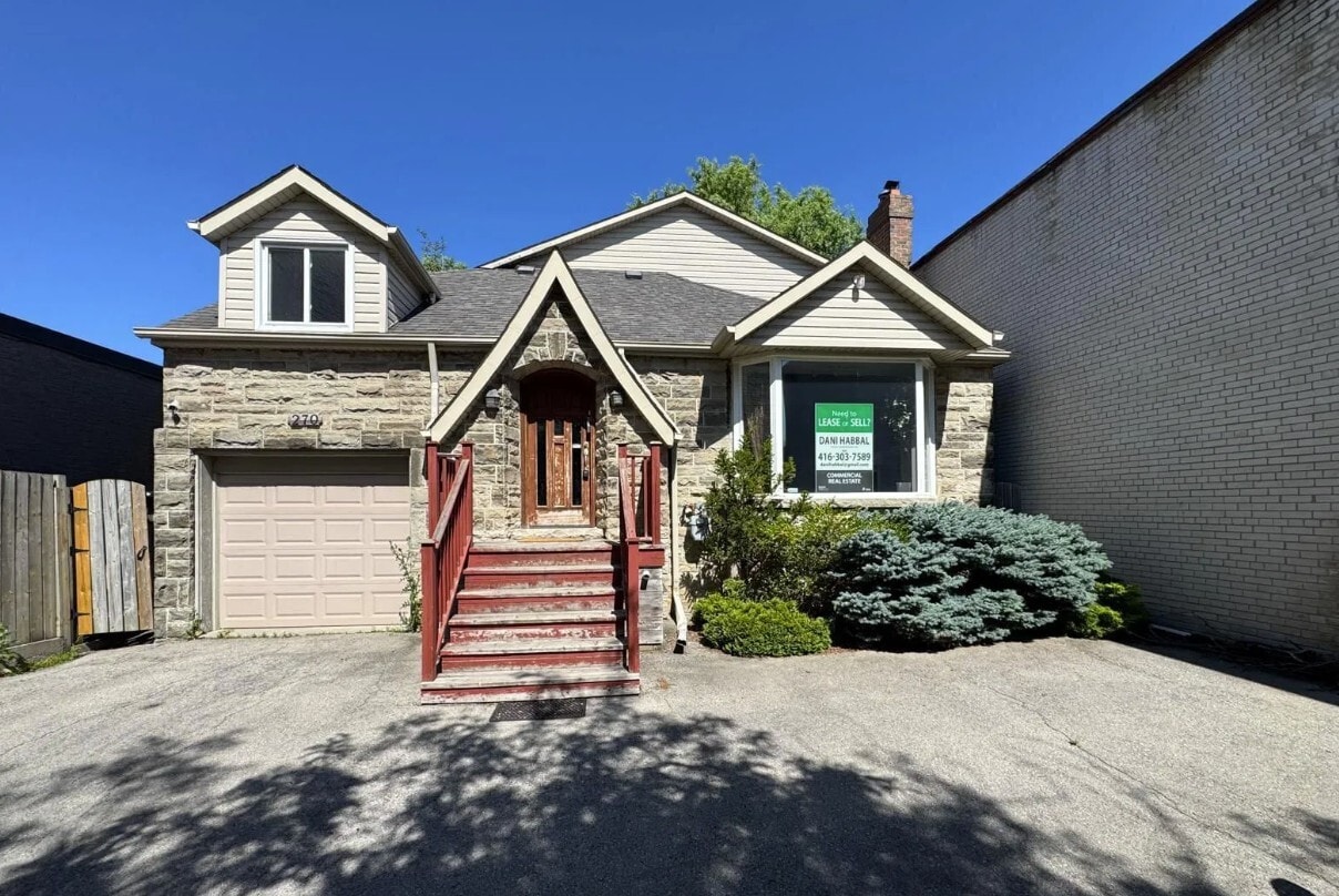 270 Lakeshore Rd E, Mississauga, ON for Rent