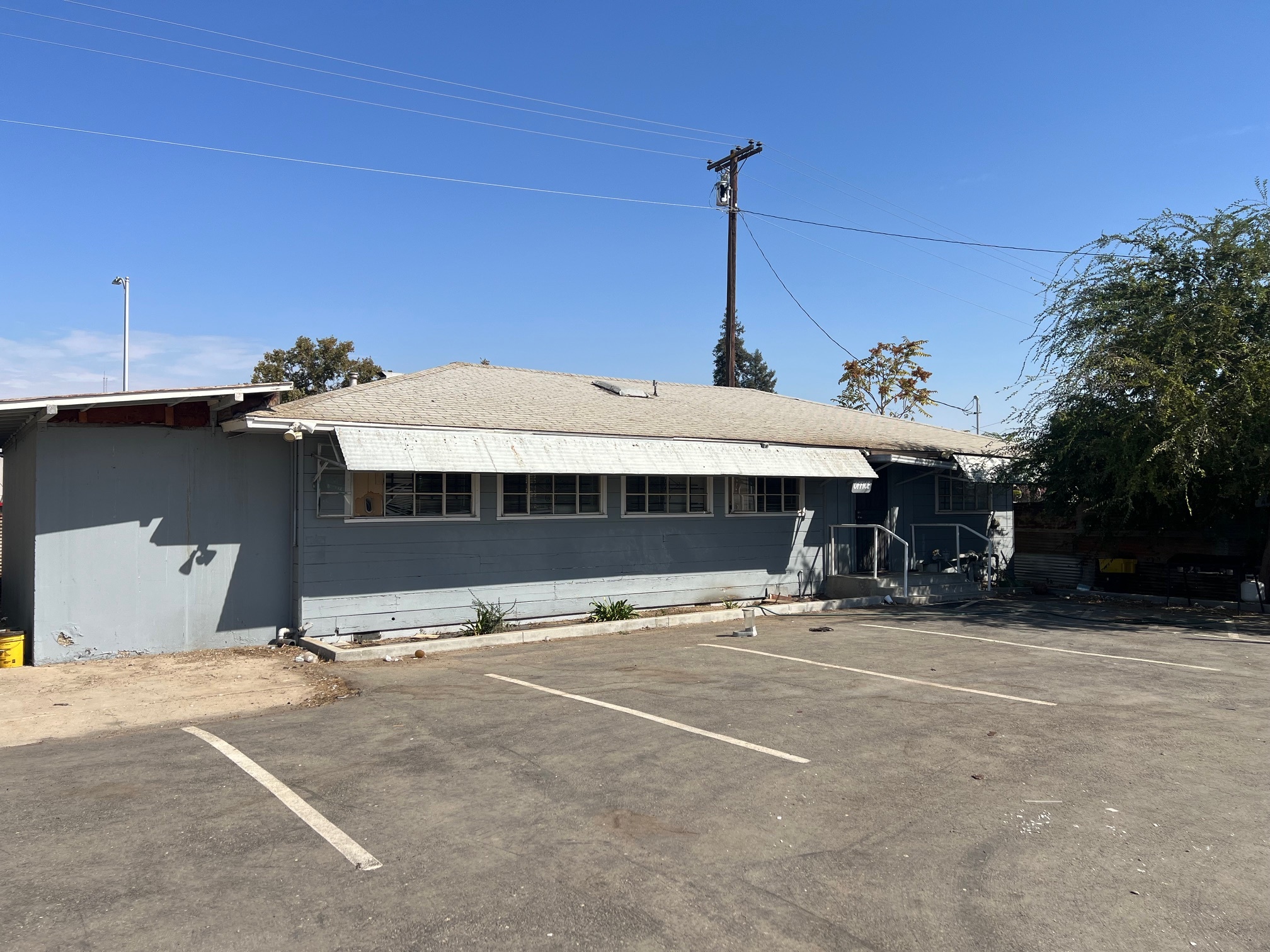 151 E Truxtun Ave, Bakersfield, CA for Rent