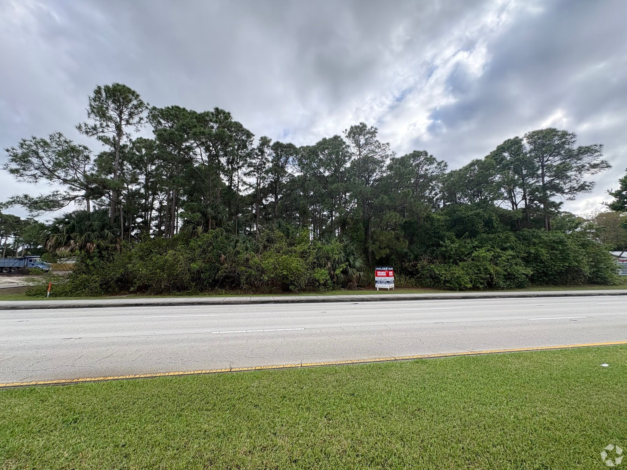 1144 SW Gatlin Blvd, Port Saint Lucie, FL for Sale