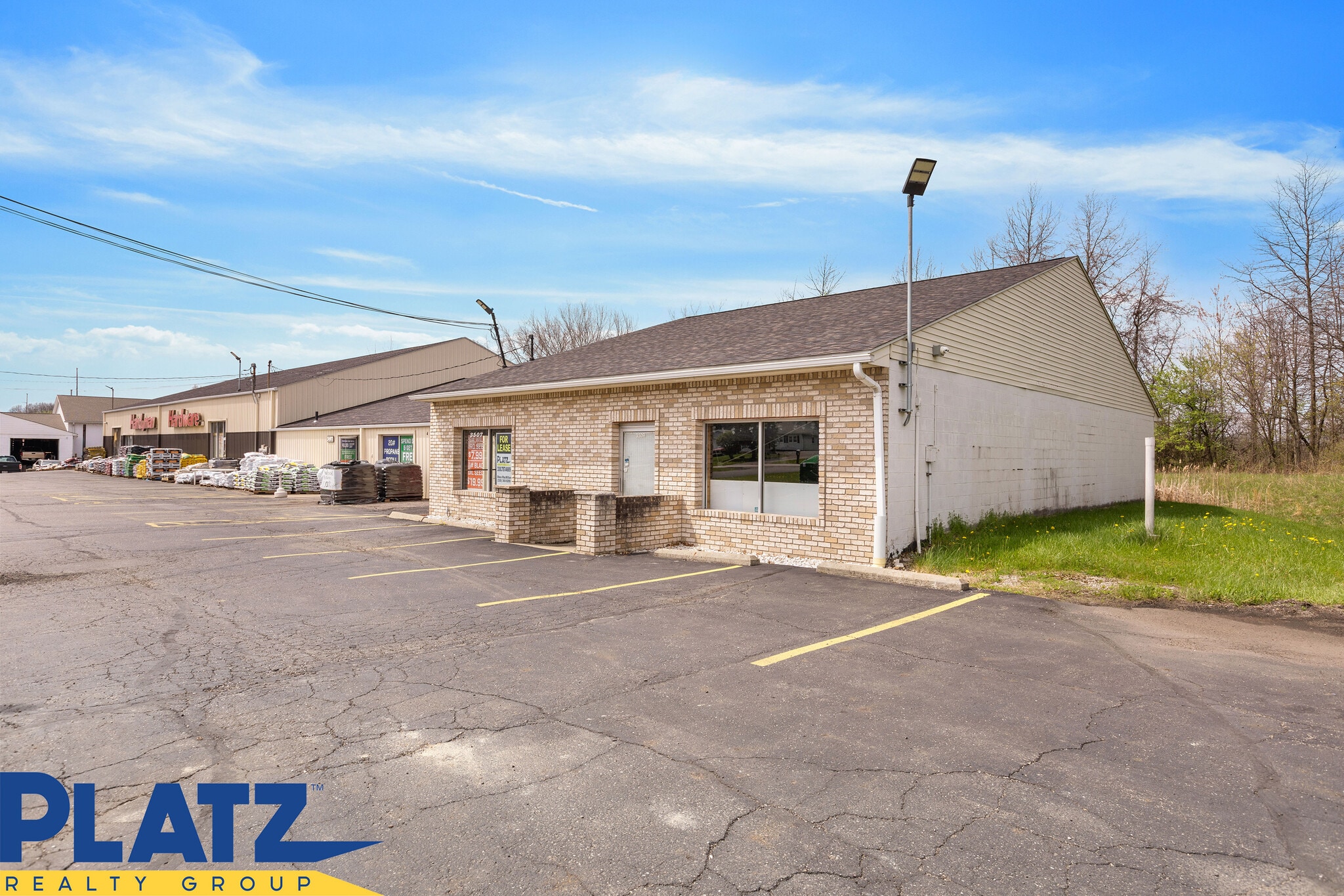 3497 State Route 5, Cortland, OH for Rent