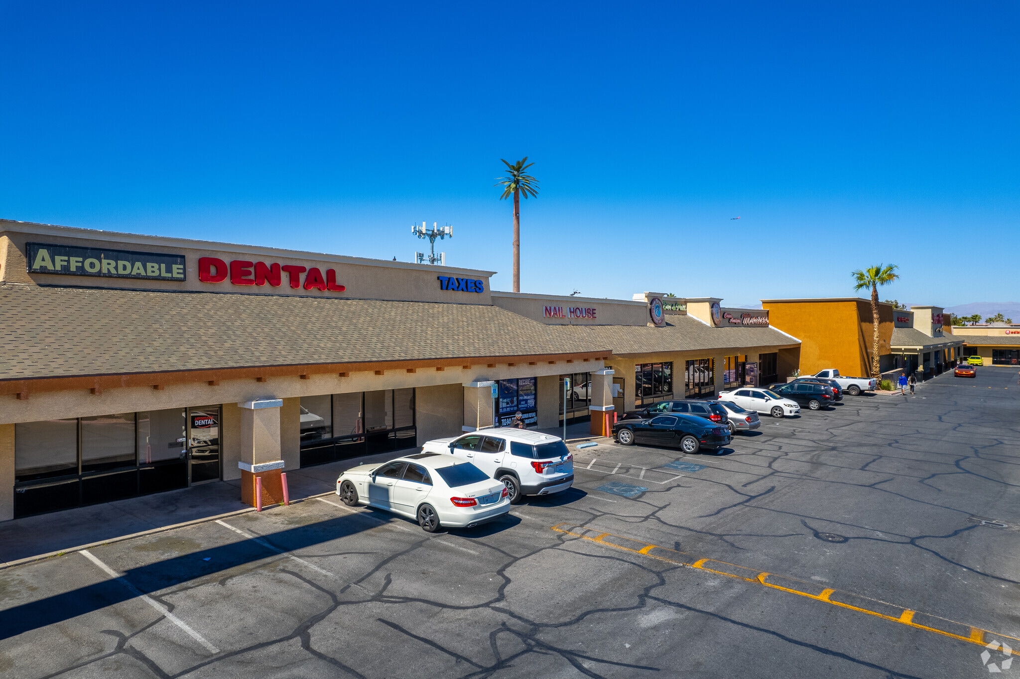 3754-3790 E Flamingo Rd, Las Vegas, NV for Rent