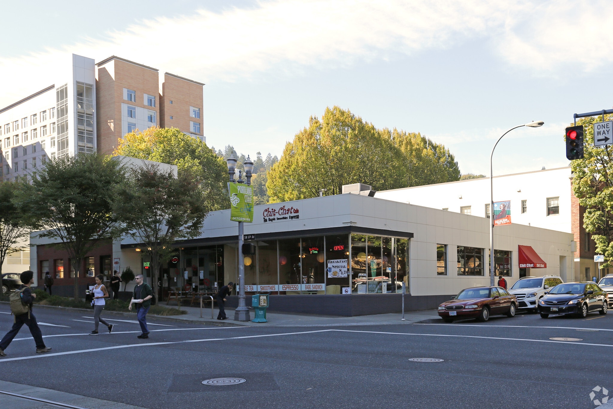 1915 SW 6th Ave, Portland, OR for Rent