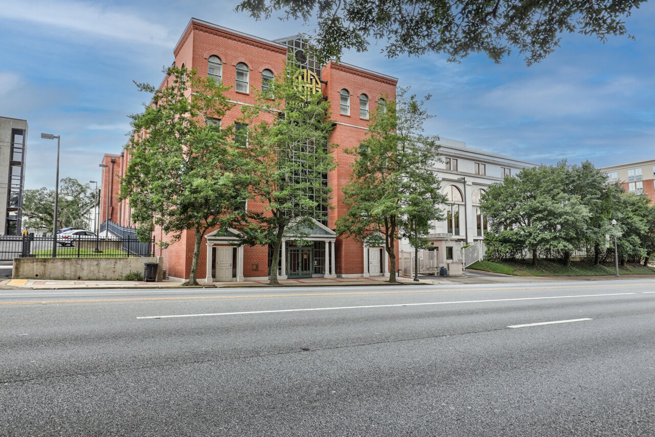 118 N Monroe St Tallahassee, FL 32301 Office Property for Lease on