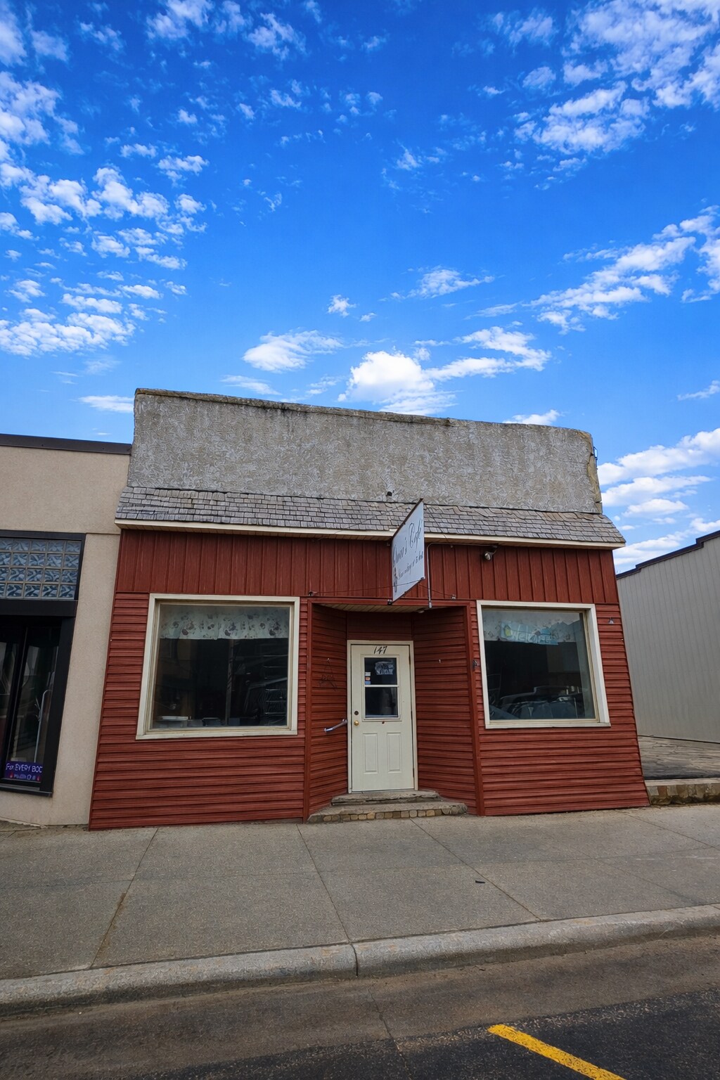 147 Main St, West Concord, MN for Sale