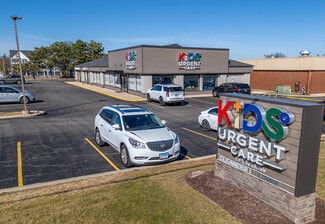 Wheaton, IL Storefront Retail/Office - 290 W Loop Rd