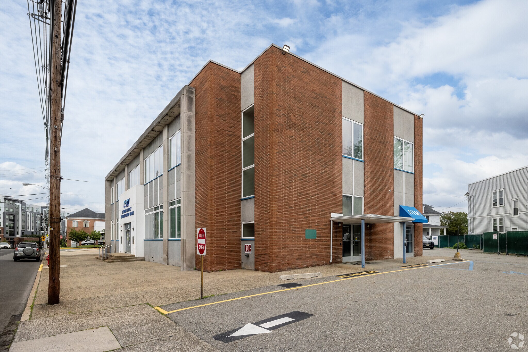 380 Berry St, Woodbridge, NJ for Sale
