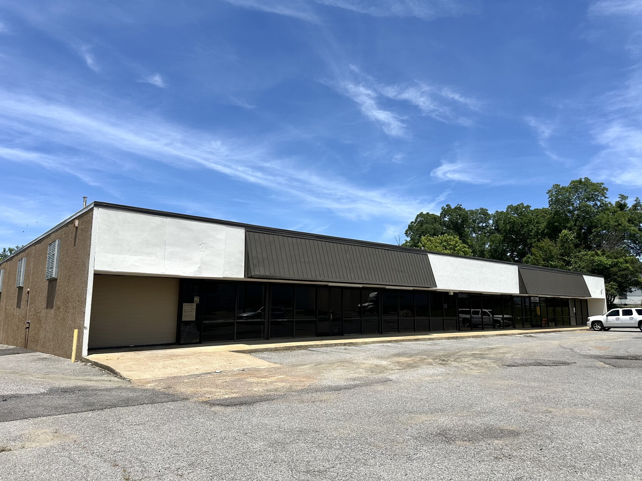 3750 Winchester Rd, Memphis, TN for Rent