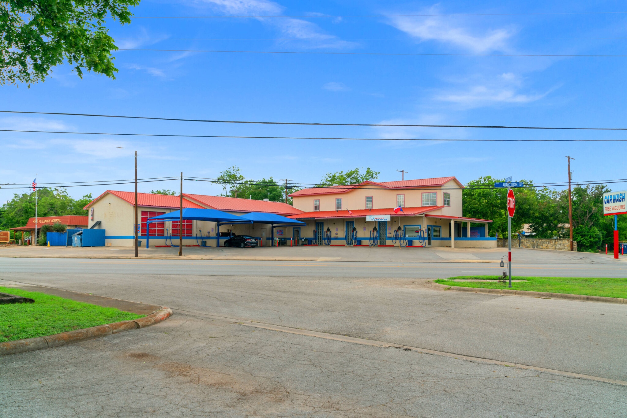506 Junction Hwy, Kerrville, TX for Sale