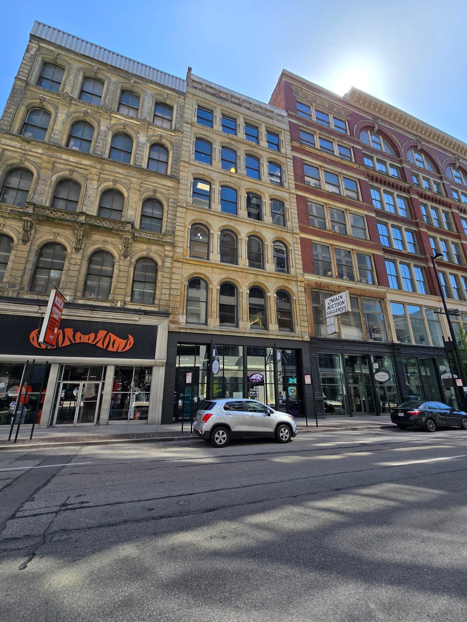 133-135 W 4th St, Cincinnati, OH for Rent