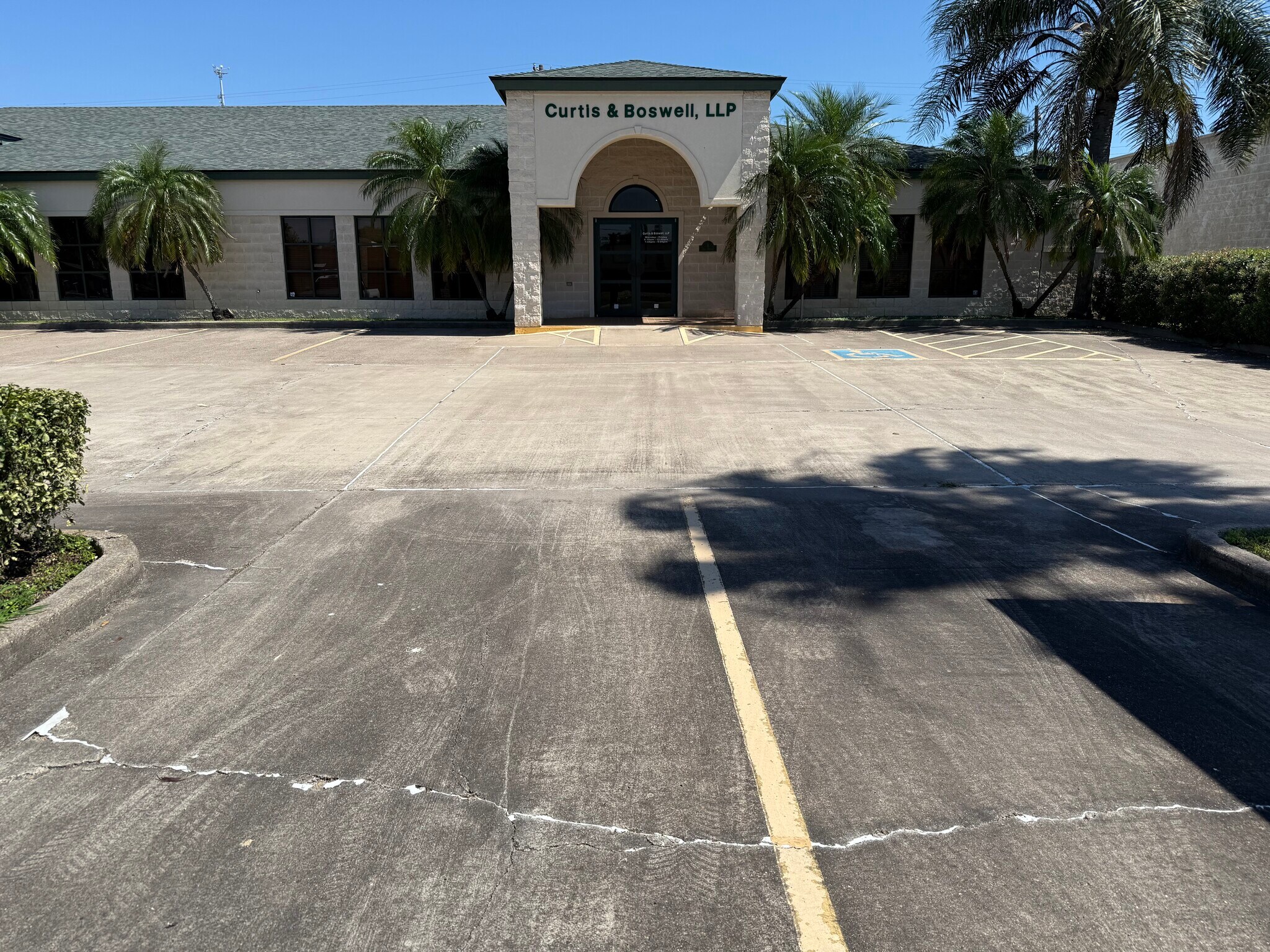 515 E Harrison Ave, Harlingen, TX for Rent