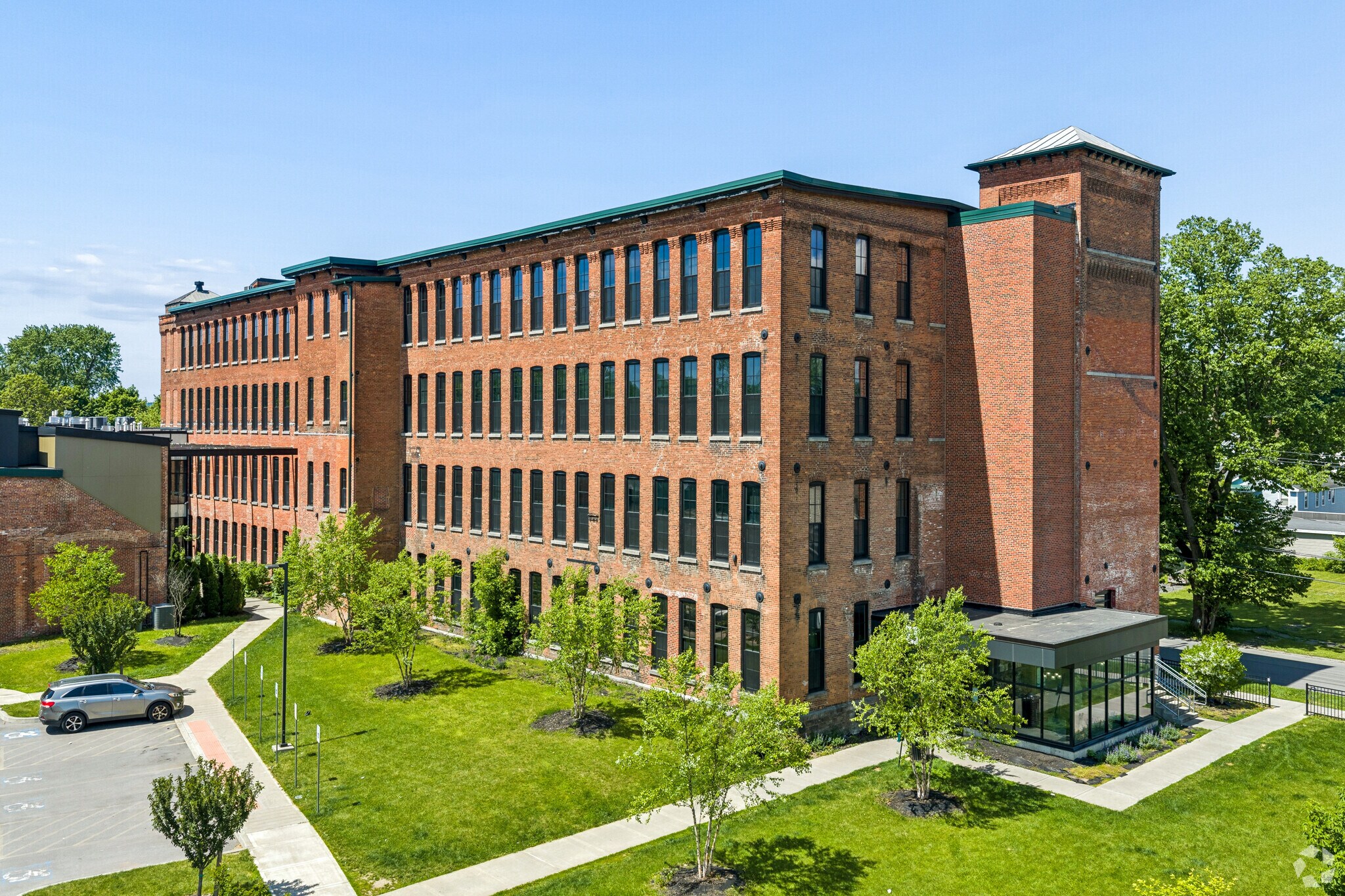 811-827 Court St, Utica, NY for Rent