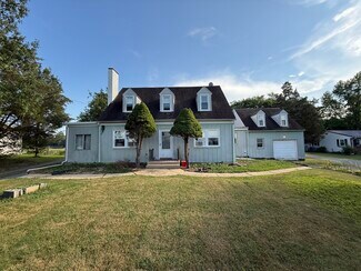 Park Hall, MD Apartments - 18147 Point Lookout Rd