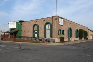 Visalia, CA Warehouse - 400 N Johnson St Visalia, CA Warehouse - 400 N Johnson St